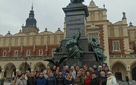 Bibliotekarki na Rynku Krakowskim. 