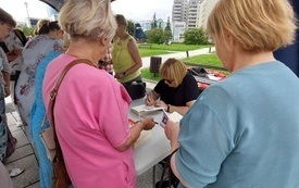 Ilona Łepkowska gościem Letnich Ogrodów Literackich 7