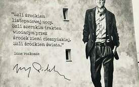 Mural przedstawiający idącego mężczyznę, obok postaci trzy okienka i fragment tekst