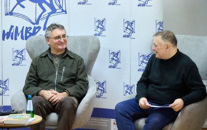 Zdjęcie do Słowo i grafika &ndash; relacja ze spotkania z Maciejem Sieńczykiem