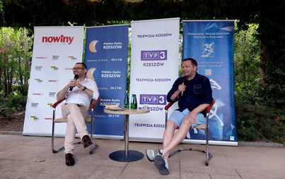 Zdjęcie do &bdquo;Pozdrowienia z Polski C&rdquo; &ndash; Tomasz Jachimek gościem Letnich Ogrod&oacute;w Literackich