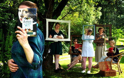 Zdjęcie do Sukces DKK w Komańczy w konkursie fotograficznym &quot;Sleeveface-ubierz się w książkę&quot;