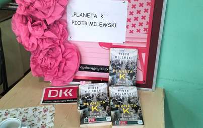 Zdjęcie do Spotkanie DKK w Filii nr 2 WiMBP w Rzeszowie wok&oacute;ł książki &quot;Planeta K.&quot; Piotra Milewskiego 
