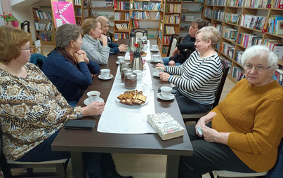 Zdjęcie do Spotkanie DKK w GBP w Medyce w Filii w Torkach o książce &bdquo;C&oacute;rka Zegarmistrza&rdquo; Kate Morton