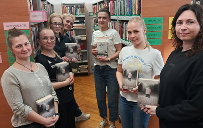 Zdjęcie do Spotkanie DKK &ndash; Wypożyczalnia Gł&oacute;wna WiMBP w Rzeszowie: &quot;Światło ukryte w mroku&quot; Sharon Cameron 