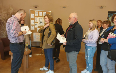 Zdjęcie do Literackie popołudnie z Wojciechem Chmielarzem w Bibliotece Publicznej w Leżajsku