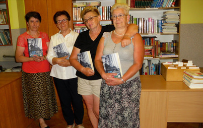 Zdjęcie do Spotkanie DKK w Racław&oacute;wce wok&oacute;ł książki Remigiusza Grzeli "Z kim tak Ci, będzie źle. Historia Kaliny Jędrusik i Stanisława Dygata"