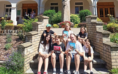 Zdjęcie do DKK dla dzieci w Rzepedzi w plenerze 