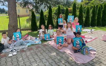 Zdjęcie do Spotkanie DKK dla dzieci w Filii Miejskiej i Powiatowej Bibliotece Publicznej w Ropczycach-Witkowicacho książce &bdquo;Przyjaciele myszki Marudy&rdquo; autorstwa Steve Smallmana i Caroline Pedler.