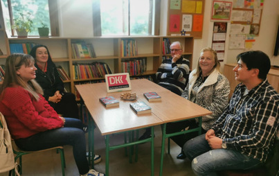 Zdjęcie do Spotkanie DKK w Bratk&oacute;wce o książce "Niewierni&rdquo; Ilony Gołębiewskiej