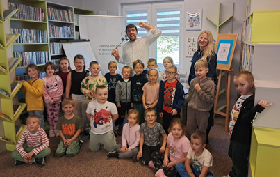 Zdjęcie do Spotkanie autorskie z Mateuszem Świstakiem w Żurawicy 