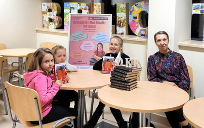 Zdjęcie do DKK dla Dzieci w Stalowej Woli: książkowo i plastycznie