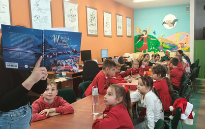 Zdjęcie do Spotkanie DKK dla dzieci w Żyrakowie o książce ,,W jedną noc dookoła świata&rdquo;