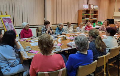 Zdjęcie do Spotkanie DKK w Stalowej Woli o książce  &bdquo;Koronczarki&rdquo; autorstwa Anglicy Lopes 