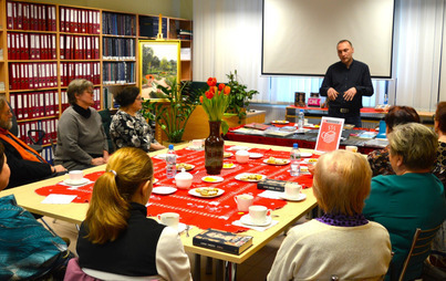 Zdjęcie do &bdquo;Książka w sakwie, Polska w sercu &ndash; literacki rajd granicami kraju&rdquo; - DKK w Ropczycach 