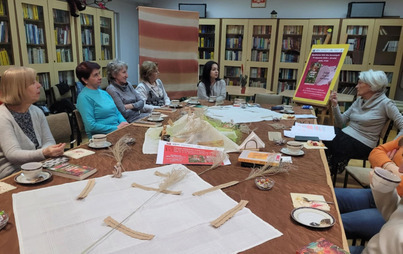 Zdjęcie do Spotkanie DKK w Stalowej Woli o książce Irene Sol&agrave; : &bdquo;Ja śpiewam, a g&oacute;ry tańczą&rdquo;