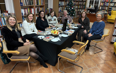Zdjęcie do Spotkanie DKK w Zag&oacute;rzu o książce "Lekcje chemii" Bonnie Garmus