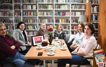 Zdjęcie do Relacje rodzinne i przyjacielskie w tw&oacute;rczości Macieja Marcisza &ndash; spotkanie DKK w GBP w Padwi Narodowej