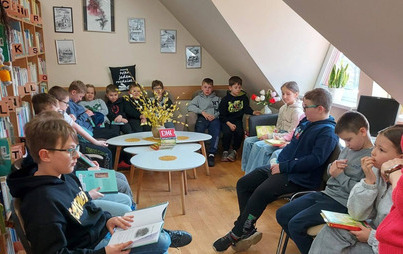 Zdjęcie do Spotkanie DKK dla dzieci w Rzepedzi o książce &bdquo;Maja i tajemnicza szuflada&rdquo; Agnieszki Krawczyk