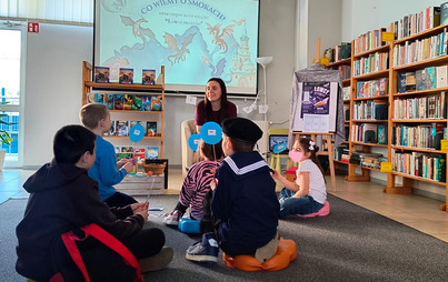 Zdjęcie do Spotkanie DKK w Filii nr 6 w Rzeszowie&nbsp;o książce &bdquo;Srebrny smok&rdquo; Barbary Sadurskiej