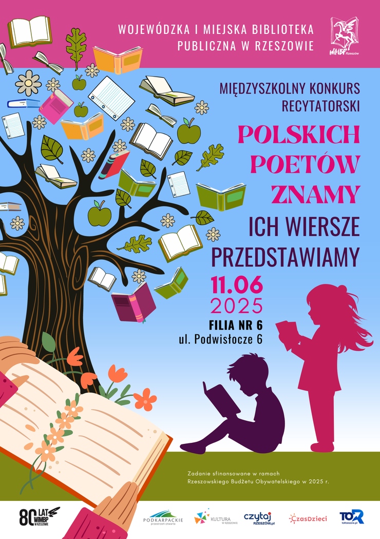 Pod drzewem dwójka dzieci z książkami