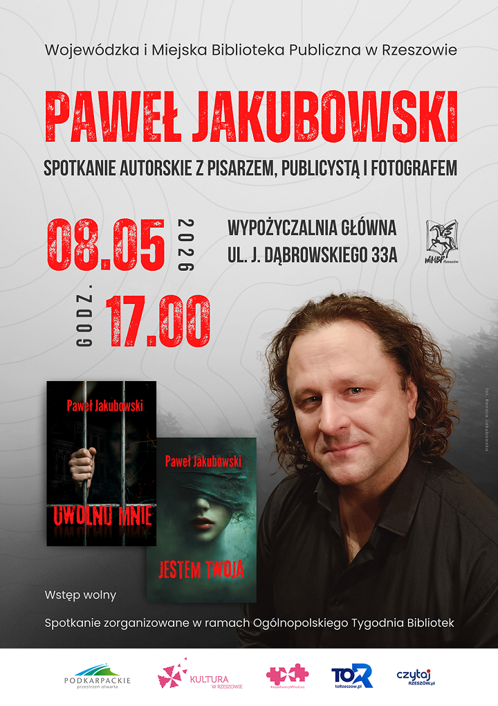 Plakat z&nbsp;okładkami książek oraz&nbsp;ze zdjęciem mężczyzny w&nbsp;średnim wieku, z&nbsp;dłuższymi, kręconymi włosami 